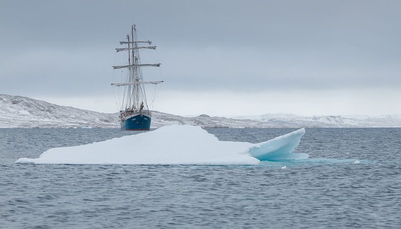 Großes Schiff Barkentine Antigua von Menno Schaefer