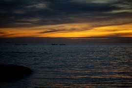 Fishermen in the Twilight - Wongamat Horizon by Franklin Driessen