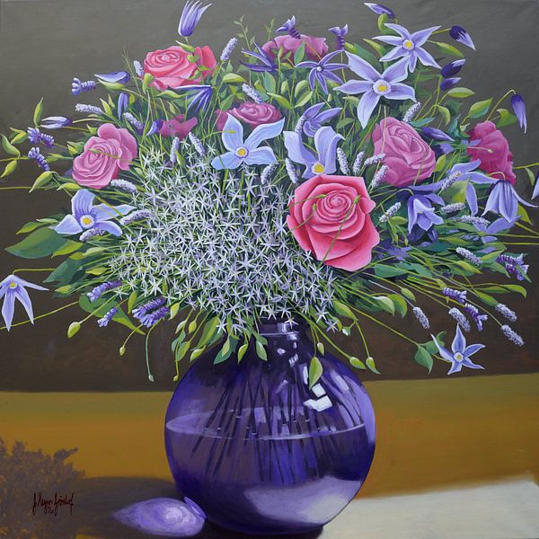 Violet bouquet by Gernot Meyer-Grönhof