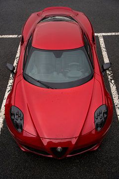 Alfa Romeo 4C van The Wandering Piston