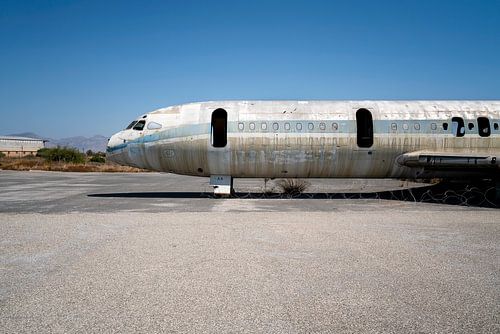Avion abandonné.