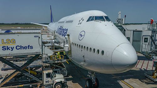 Lufthansa Boeing 747-8 passagiersvliegtuig.