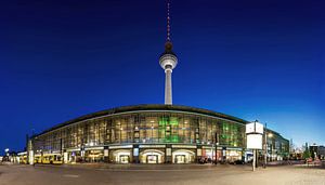 Bahnhof Alexanderplatz und Fernsehturm