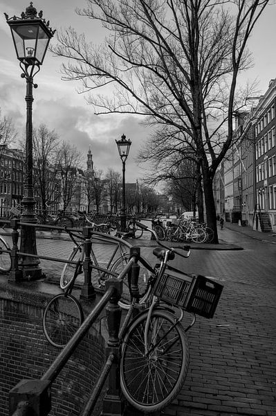 Een gestolen fiets in Amsterdam van Foto Amsterdam/ Peter Bartelings