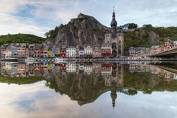 Spiegeling in het mooie Dinant van Meindert Marinus