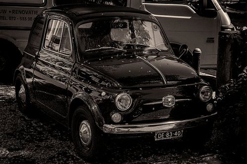 Fiat 500 met suicide doors van Pier Giorgio Tesser