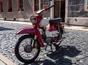 Altes Moped aus der ehemaligen DDR von Animaflora PicsStock Miniaturansicht