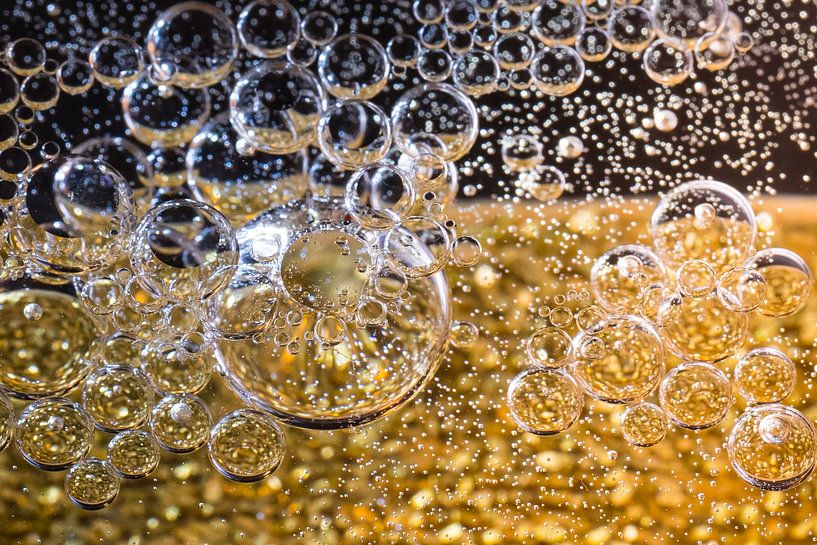 Oil and water by Ingrid van Wolferen