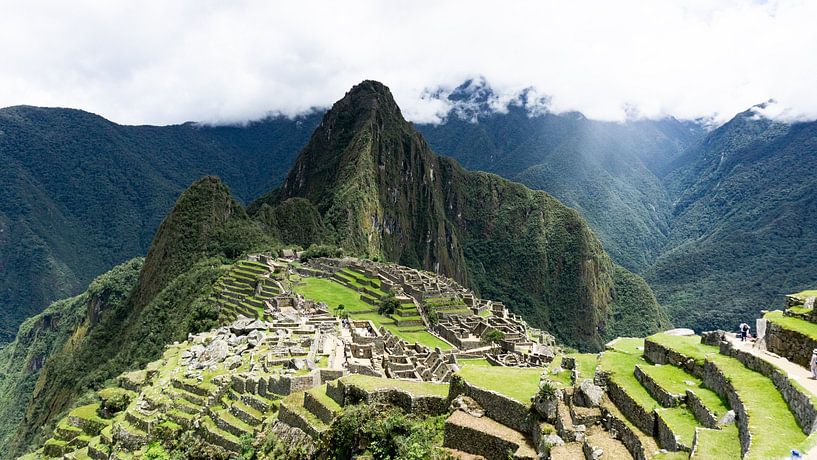 Peru - Zicht op Machu Picchu van Eline Willekens