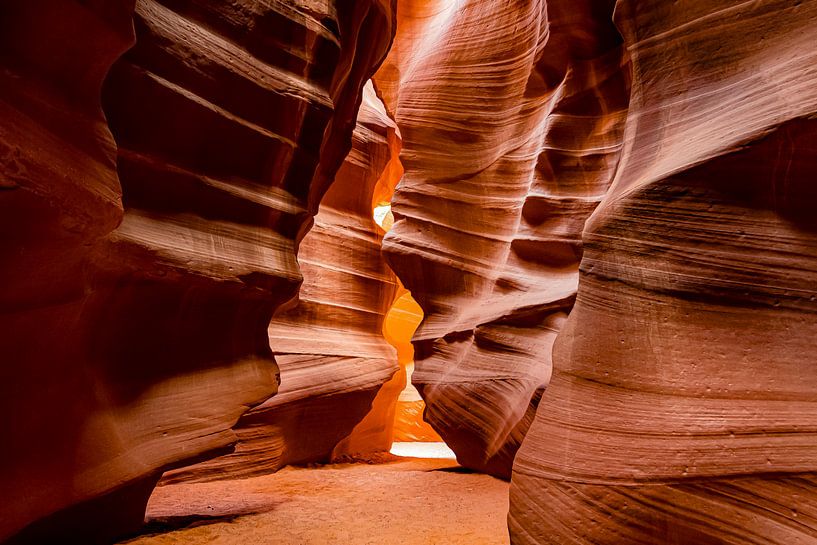 Antelope Canyon by Truckpowerr