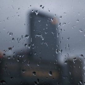 Rainy Rotterdam sur Willem-Jan Trijssenaar