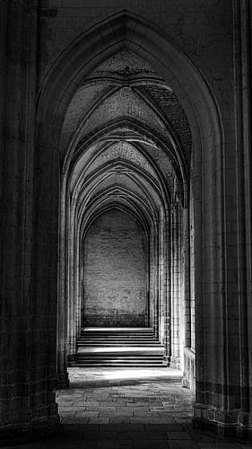 Arcades in centraal perspectief