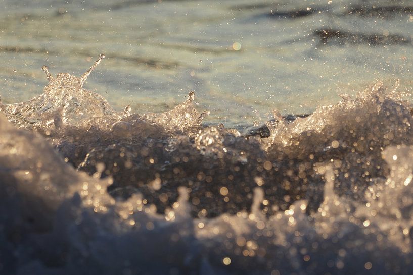 Des vagues rugueuses sur la Côte d'Opale par Astrid Brouwers