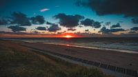 Domburg zonsondergang van Andy Troy thumbnail
