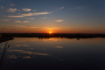 Sonnenuntergang niederländische Landschaft Eempolder von Mark de Weger