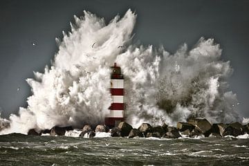 Waves crash on beacon near IJmuiden