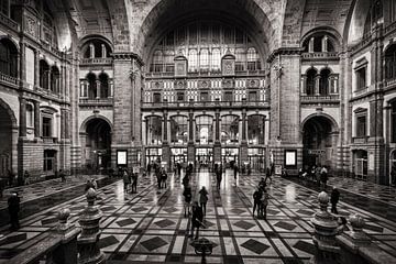 Station van Antwerpen van Rob Boon