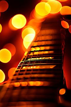 Gitaar in de gloed van de lichten van Poster Art Shop
