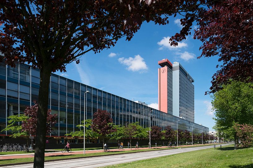EWI building TU Delft by Raoul Suermondt