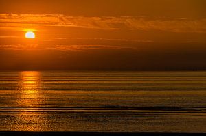 Sonnenuntergang im September am Strand von Zandvoort.
