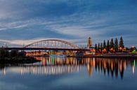 Arnhem, met de Eusebius kerk, John Frostbrug en de Nederrijn. van Anton de Zeeuw thumbnail