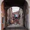 Doorkijkje in Venetië van Awesome Wonder