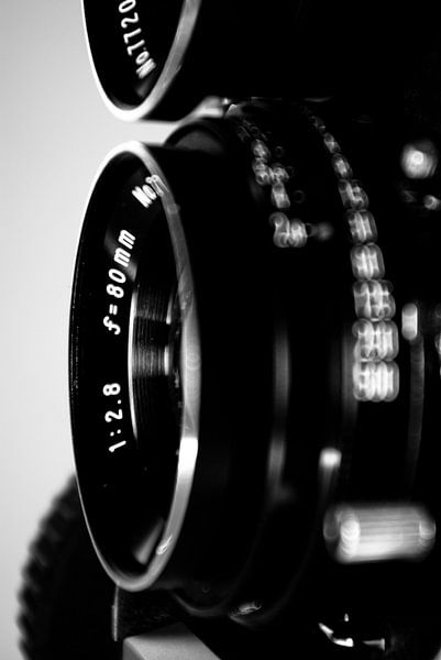 Lens of a medium format camera by Norbert Sülzner