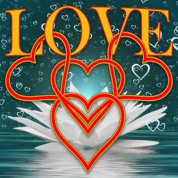 LOVE mit Herzen auf weisem Lotus