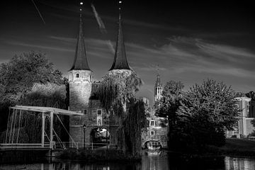 Schwarz-Weiß; Delft Oosterpoort von Rene Siebring