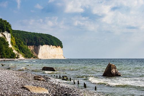 Krijtrotsen aan de kust van de Oostzee op het eiland Rügen