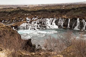 waterval in ijsland