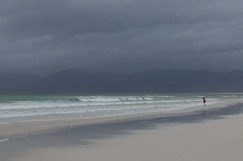 Kleines Mädchen am Strand