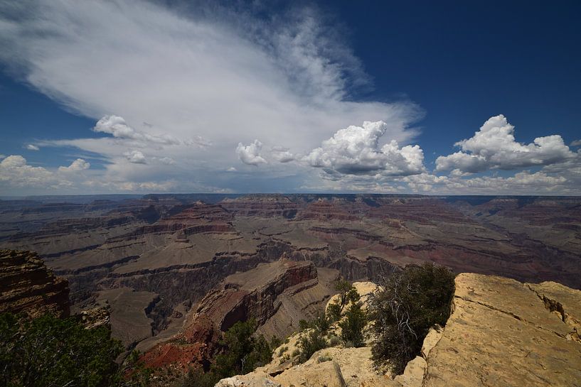 Grand Canyon California by Lars Bruin