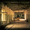 Corridor dans l'installation militaire abandonnée DUGA près de Tchernobyl sur Robert Ruidl