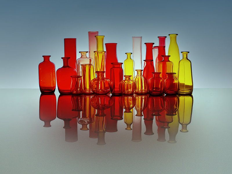 Vazen group 3 (red version) by Kees Schouten