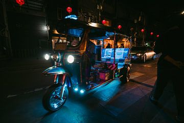 Bangkok Tuk Tuk Lightshow - Le pousse-pousse express au néon