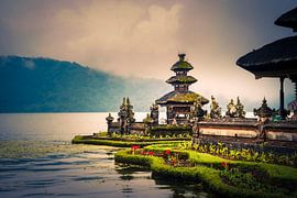 Pura Ulun Danu Bratan von Bianca  Hinnen