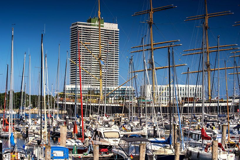 Yachthafen Priwall von Thomas Riess