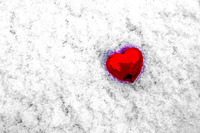 a heart in the snow by Norbert Sülzner