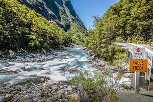 Falls Creek op de Milford Road, Nieuw Zeeland