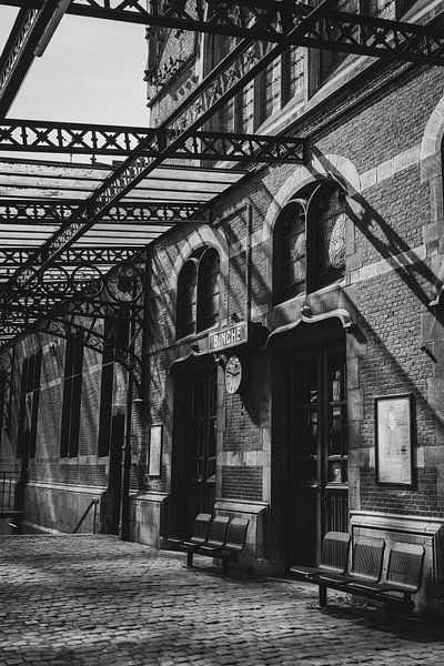 14.47 Binche Train Station by Imladris Images