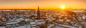 Drohnenpanorama von Bocholtz unter einer dicken Schneedecke
