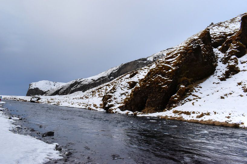 Calm Icelandic waters by Roith Fotografie