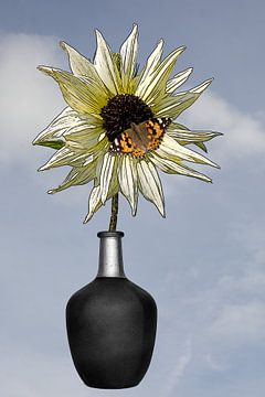 Illustration einer Vase mit einer Sonnenblume und einem Distelschmetterling von W J Kok