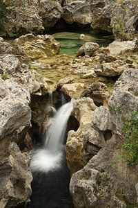 Chute d'eau sur Cornelis (Cees) Cornelissen