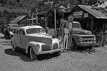 Oude auto’s en vrachtwagens in Hayes Arizona USA