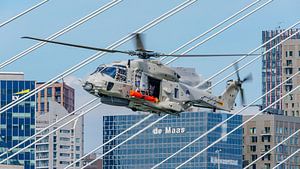 NH-90-Hubschrauber während der Welthafentage 2025.