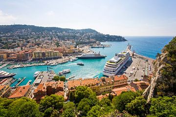 Hafen von Nizza in Frankreich von Werner Dieterich