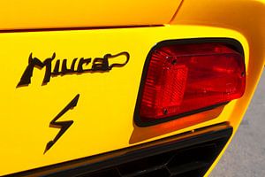 Lamborghini Miura Sportwagen Heck Detail in leuchtend gelb