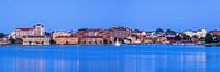 Karlskrona in het blauwe uur, Zweden van Adelheid Smitt thumbnail